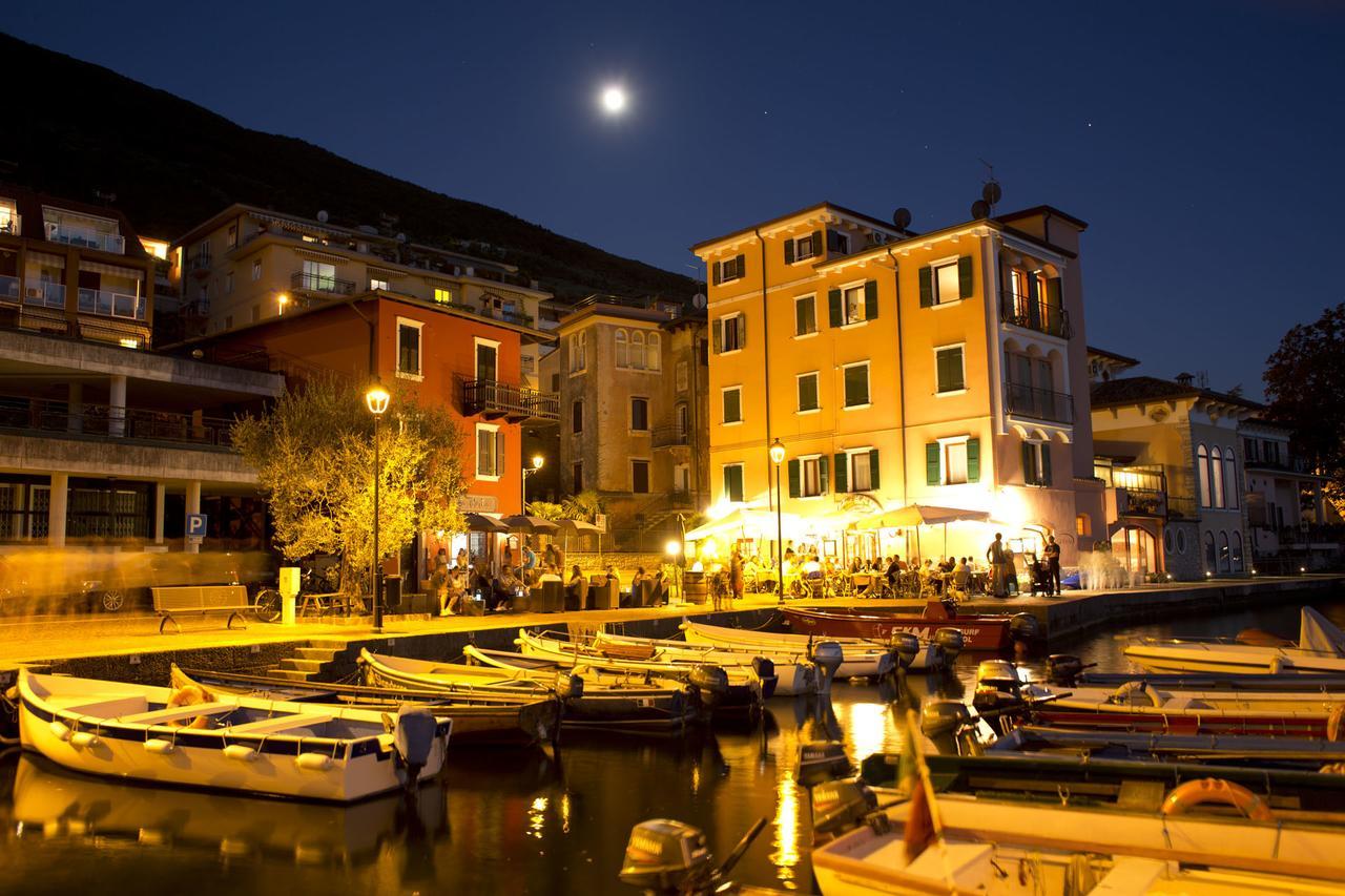 Kite & Lounge Hotel Club Da Baia Brenzone sul Garda Eksteriør billede